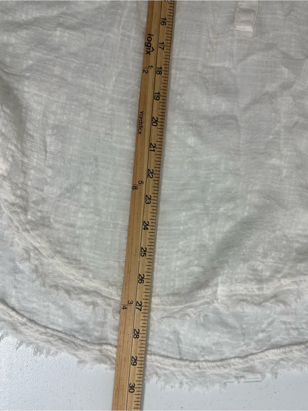Free People Size Medium M Talk To Me Half Button Up Fray Hem Top White - Picture 12 of 12